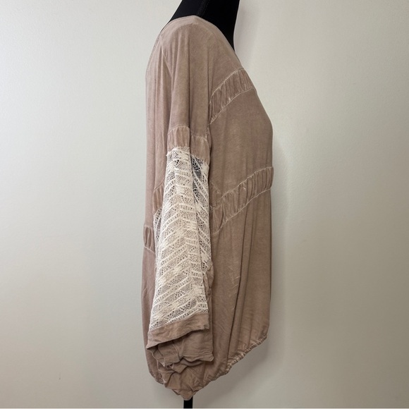 POL Soft Beige Blouse with Lace Details - Picture 3 of 6